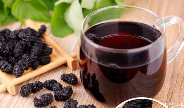 桑葚有蟲(chóng)能泡酒嗎 桑葚泡酒可以天天喝嗎 桑葚有蟲(chóng)能泡酒嗎 桑葚泡酒可以天天喝嗎