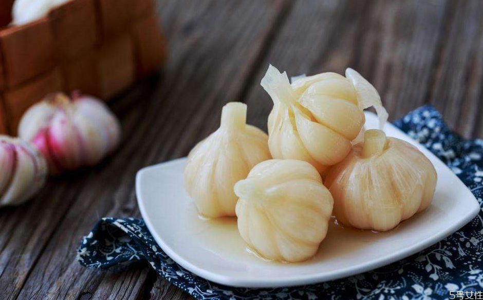 糖蒜腌制需要放冰箱嗎 腌糖蒜蒜需要煮嗎 糖蒜腌制需要放冰箱嗎 腌糖蒜蒜需要煮嗎