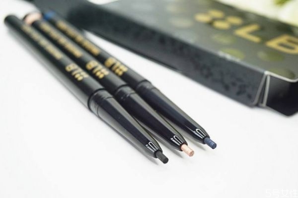 新手眼線膠筆還是液筆 眼線膠筆適合什么人用 新手眼線膠筆還是液筆 眼線膠筆適合什么人用