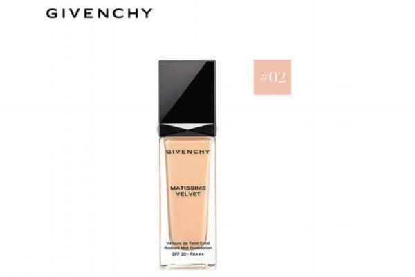 啞光粉底液什么意思 粉底液啞光的好還是光澤的好 啞光粉底液什么意思 粉底液啞光的好還是光澤的好