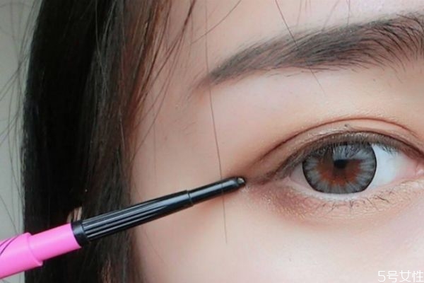 眼線筆干了如何辦 眼線筆沒用幾次就干了怎么辦 眼線筆干了如何辦 眼線筆沒用幾次就干了怎么辦