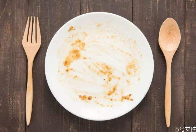 剩飯剩菜一般能放多久 如何科學(xué)儲(chǔ)存剩飯剩菜 剩飯剩菜一般能放多久 如何科學(xué)儲(chǔ)存剩飯剩菜