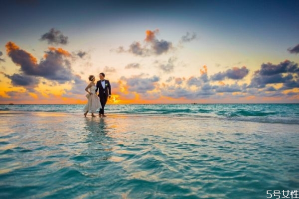 戀愛(ài)冷淡期怎么解決 熱戀過(guò)后冷淡期怎么辦