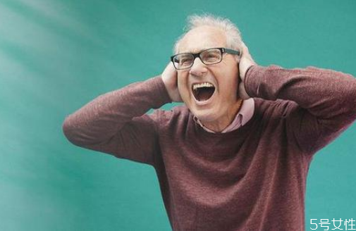 老人吃什么可以保護(hù)視力 老人如何保護(hù)眼睛 老人吃什么可以保護(hù)視力 老人如何保護(hù)眼睛