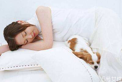 宮寒會導(dǎo)致發(fā)胖嗎 怎么預(yù)防宮寒導(dǎo)致肥胖 宮寒會導(dǎo)致發(fā)胖嗎 怎么預(yù)防宮寒導(dǎo)致肥胖