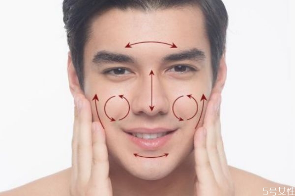 男士爽膚水哪個牌子好 男生必備的四樣護(hù)膚品 男士爽膚水哪個牌子好 男生必備的四樣護(hù)膚品