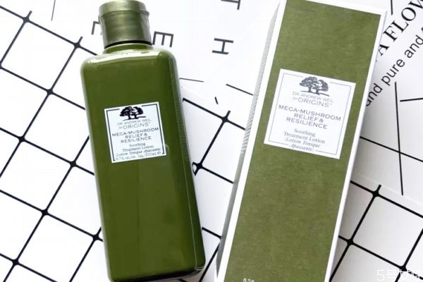 男生有必要用爽膚水嗎 爽膚水的正確使用步驟 男生有必要用爽膚水嗎 爽膚水的正確使用步驟