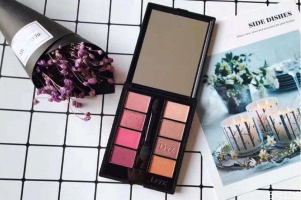 朵色眼影好用嗎 朵色眼影保質(zhì)期多久 朵色眼影好用嗎 朵色眼影保質(zhì)期多久