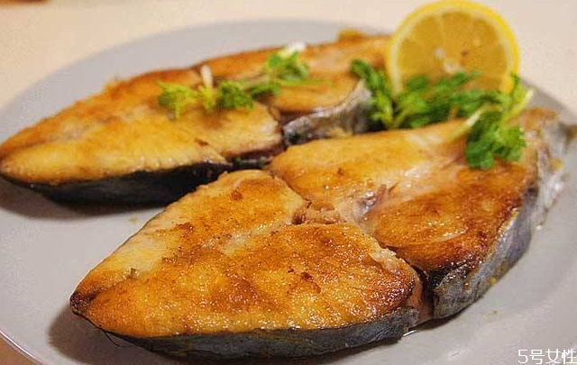 膽固醇高可以吃馬鮫魚(yú)嗎 馬鮫魚(yú)的食用禁忌 膽固醇高可以吃馬鮫魚(yú)嗎 馬鮫魚(yú)的食用禁忌