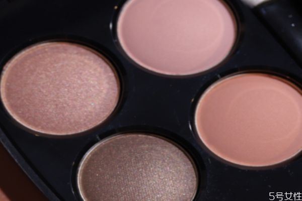 香奈兒眼影352和354哪個(gè)好看 香奈兒352眼影試色 香奈兒眼影352和354哪個(gè)好看 香奈兒352眼影試色