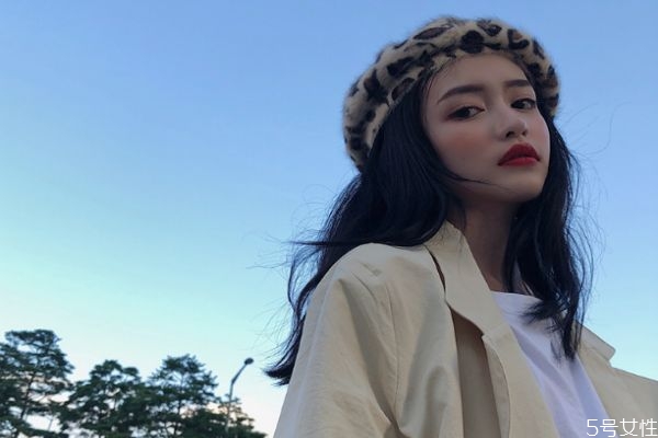 羊毛帽子變形了怎么辦 軟塌的帽子怎么撐起來 羊毛帽子變形了怎么辦 軟塌的帽子怎么撐起來