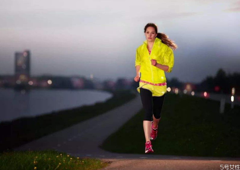 女性夜跑安全嗎 女性夜跑注意事項 女性夜跑安全嗎 女性夜跑注意事項