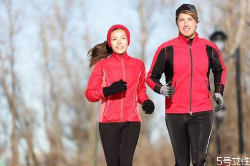 夏季夜跑注意事項(xiàng) 冬天夜跑穿什么 夏季夜跑注意事項(xiàng) 冬天夜跑穿什么