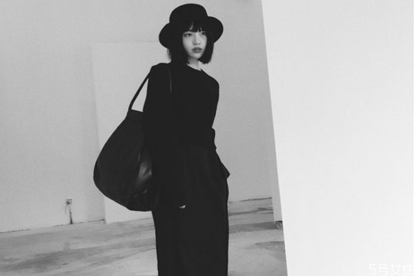 爵士帽和禮帽有區(qū)別嗎 爵士帽搭配技巧 爵士帽和禮帽有區(qū)別嗎 爵士帽搭配技巧