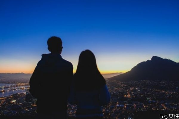 老公出軌如何放下心結(jié) 出軌如何挽回請求原諒 老公出軌如何放下心結(jié) 出軌如何挽回請求原諒