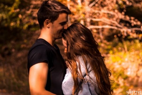 老公精神出軌同事怎么辦 老公提出離婚我要怎么做 老公精神出軌同事怎么辦 老公提出離婚我要怎么做