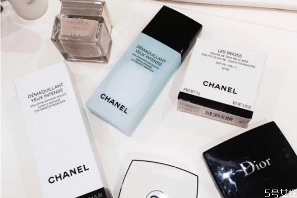 粉底液怎么用干凈 粉底液按不出來怎么辦 粉底液怎么用干凈 粉底液按不出來怎么辦