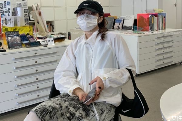 怎么選防曬衣 怎么測試防曬衣有沒有用 怎么選防曬衣 怎么測試防曬衣有沒有用