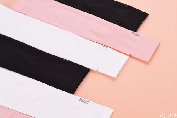 防曬手套什么材質(zhì)好 什么布料的手套防曬效果好 防曬手套什么材質(zhì)好 什么布料的手套防曬效果好