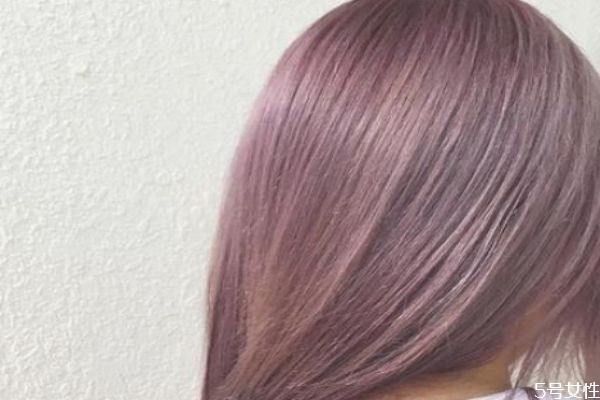 焗油要多長(zhǎng)時(shí)間 焗油和發(fā)膜的區(qū)別 焗油要多長(zhǎng)時(shí)間 焗油和發(fā)膜的區(qū)別