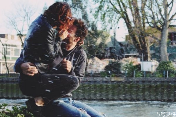 ?老公生氣要離婚怎么哄 怎么解決夫妻感情破裂 ?老公生氣要離婚怎么哄 怎么解決夫妻感情破裂