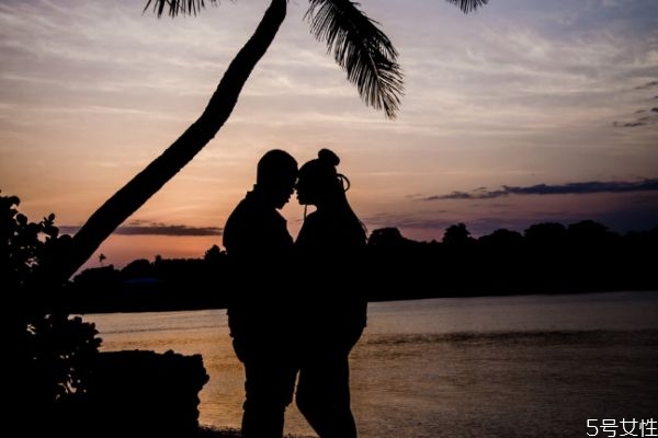 婚姻出現(xiàn)危機如何修復 如何處理婚姻中的冷暴力 婚姻出現(xiàn)危機如何修復 如何處理婚姻中的冷暴力