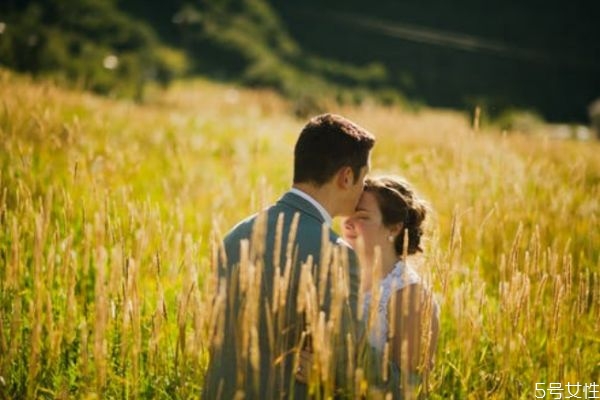 婚姻出現(xiàn)危機如何修復 如何處理婚姻中的冷暴力 婚姻出現(xiàn)危機如何修復 如何處理婚姻中的冷暴力