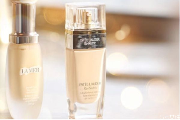 粉底液是bb霜嗎 買bb霜好還是粉底液好 粉底液是bb霜嗎 買bb霜好還是粉底液好