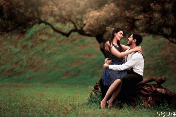 怎樣管住自己的老公 聰明老婆怎么管老公 怎樣管住自己的老公 聰明老婆怎么管老公