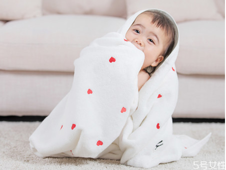 寶寶積食是什么原因引起的 長(zhǎng)期積食的孩子如何調(diào)理 寶寶積食是什么原因引起的 長(zhǎng)期積食的孩子如何調(diào)理