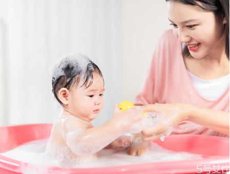 寶寶過敏怎么緩解瘙癢 如何預(yù)防寶寶過敏 寶寶過敏怎么緩解瘙癢 如何預(yù)防寶寶過敏