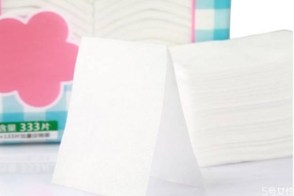 化妝棉能用來涂面霜嗎 化妝棉的n種用途 化妝棉能用來涂面霜嗎 化妝棉的n種用途