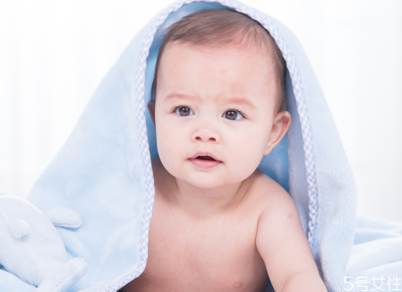 溫母乳不能超過多少度 冷凍的母乳可以用熱水解凍嗎 溫母乳不能超過多少度 冷凍的母乳可以用熱水解凍嗎