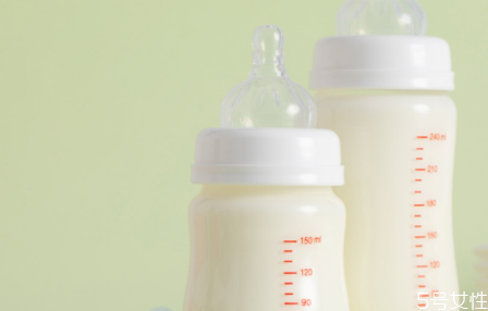 溫母乳的正確方法 溫母乳不當(dāng)?shù)暮蠊? alt=