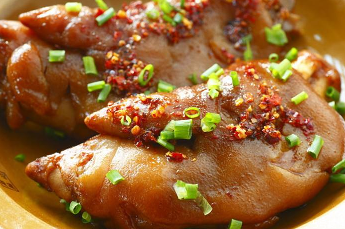 豬蹄湯怎么燉的又白又粘 豬蹄湯怎么燉不油膩又好喝 豬蹄湯怎么燉的又白又粘 豬蹄湯怎么燉不油膩又好喝