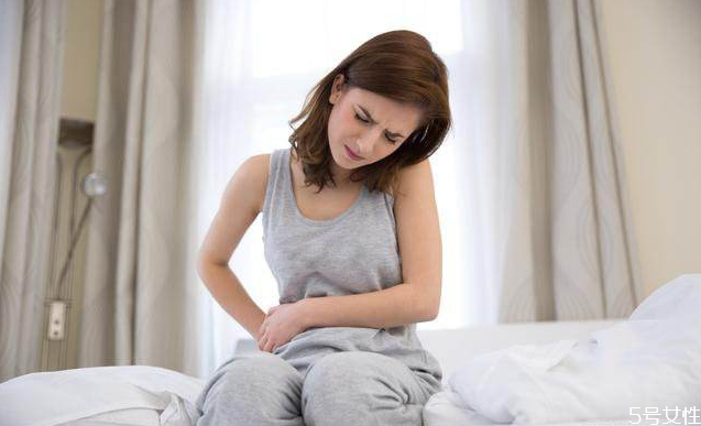為什么月經期間拉肚子 如何緩解經期腹瀉 為什么月經期間拉肚子 如何緩解經期腹瀉
