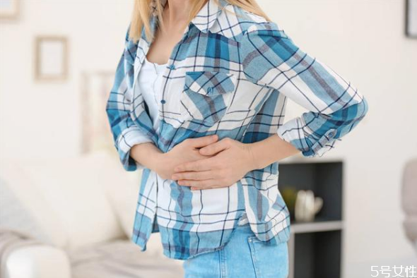 為什么月經期間拉肚子 如何緩解經期腹瀉 為什么月經期間拉肚子 如何緩解經期腹瀉