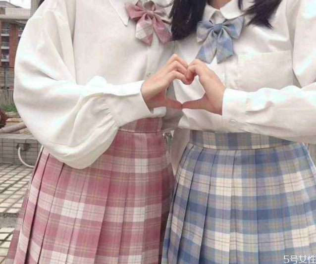 jk風(fēng)最近為什么會火 盤點jk制服小萌款 jk風(fēng)最近為什么會火 盤點jk制服小萌款