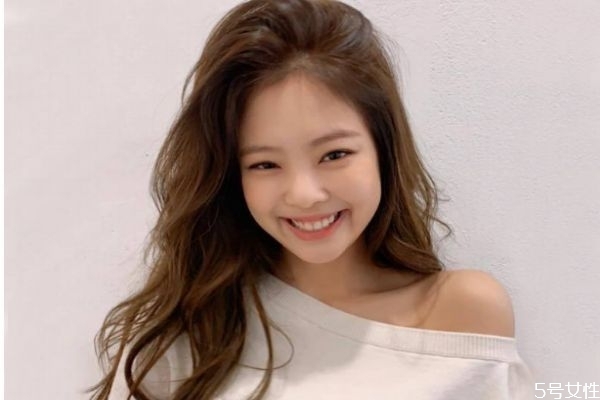 臉上長痘痘怎么處理 臉上經(jīng)常長痘怎么解決 臉上長痘痘怎么處理 臉上經(jīng)常長痘怎么解決