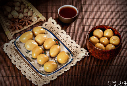 小孩子多大可以吃茶葉蛋 兒童早餐吃茶葉蛋好嗎 小孩子多大可以吃茶葉蛋 兒童早餐吃茶葉蛋好嗎