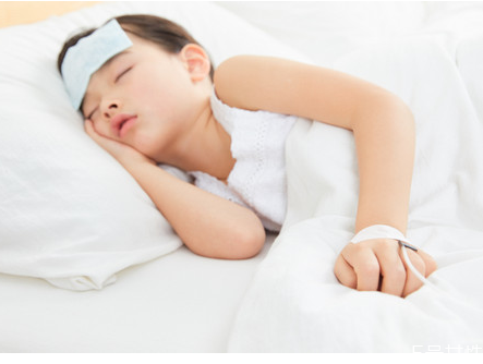 寶寶發(fā)燒吃什么粥好 寶寶發(fā)燒吃什么水果退燒快 寶寶發(fā)燒吃什么粥好 寶寶發(fā)燒吃什么水果退燒快