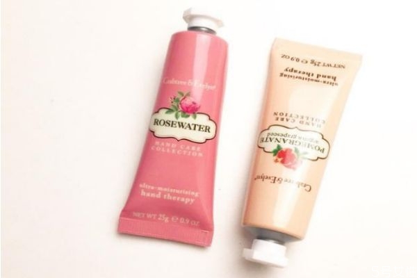 護(hù)手霜是化妝品嗎 護(hù)膚品和化妝品有什么區(qū)別 護(hù)手霜是化妝品嗎 護(hù)膚品和化妝品有什么區(qū)別