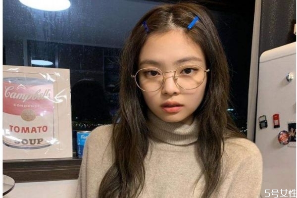 臉上長痘痘怎么處理 臉上經(jīng)常長痘怎么解決 臉上長痘痘怎么處理 臉上經(jīng)常長痘怎么解決