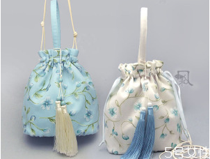 穿漢服背什么樣的包包 漢服包包推薦 穿漢服背什么樣的包包 漢服包包推薦