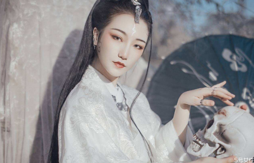 漢服要帶什么配飾 漢服入坑必備知識(shí) 漢服要帶什么配飾 漢服入坑必備知識(shí)