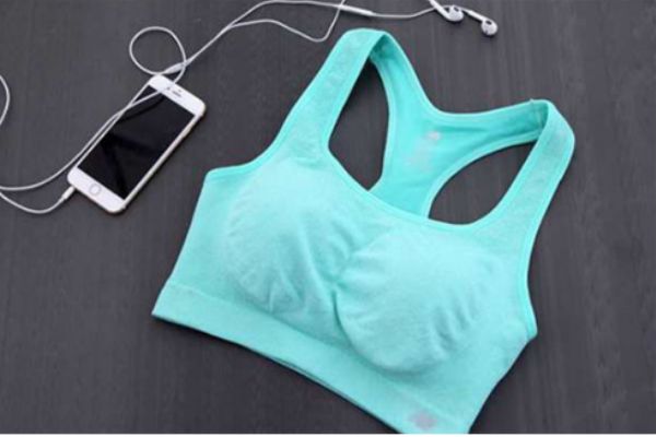 運動內(nèi)衣外面要再穿衣服嗎 無痕內(nèi)衣可以當(dāng)運動內(nèi)衣穿嗎