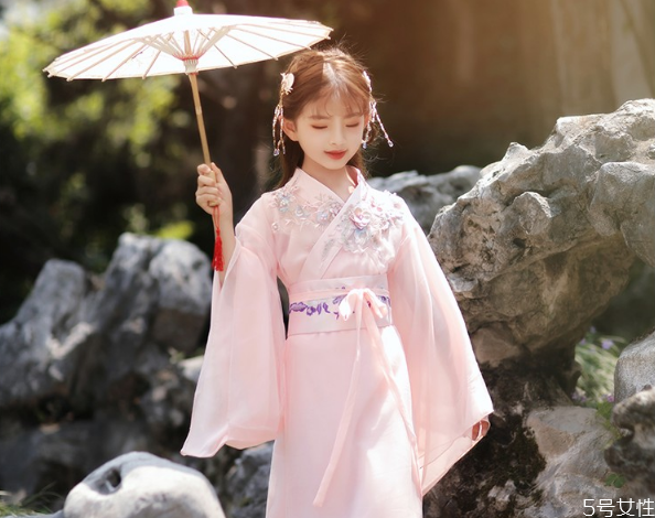 漢服編發(fā)教程 簡(jiǎn)單易學(xué)的漢服發(fā)型 漢服編發(fā)教程 簡(jiǎn)單易學(xué)的漢服發(fā)型