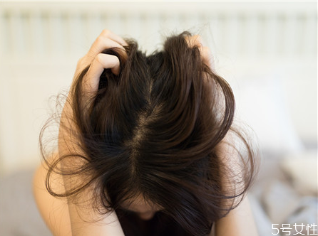 更年期盜汗是什么原因造成的 更年期盜汗怎么辦 更年期盜汗是什么原因造成的 更年期盜汗怎么辦