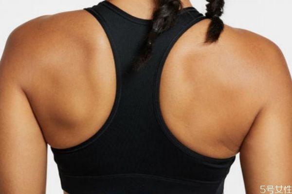 運(yùn)動(dòng)內(nèi)衣胸墊拿掉防震嗎 運(yùn)動(dòng)內(nèi)衣的胸墊怎么放 運(yùn)動(dòng)內(nèi)衣胸墊拿掉防震嗎 運(yùn)動(dòng)內(nèi)衣的胸墊怎么放