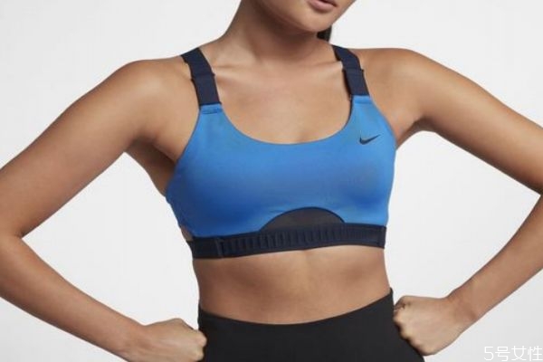 運動內(nèi)衣可以當(dāng)普通內(nèi)衣一樣穿嗎 運動內(nèi)衣品牌推薦 運動內(nèi)衣可以當(dāng)普通內(nèi)衣一樣穿嗎 運動內(nèi)衣品牌推薦